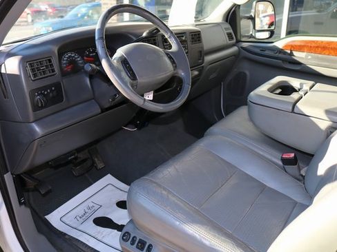 Used 2002 Ford F250 Lariat image 18