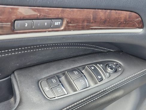 Used 2019 INFINITI QX60 Luxe w/ Sensory Package AWD/4WD image 23
