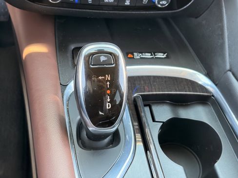 Used 2018 Buick Enclave Avenir w/ Avenir Technology Package FWD image 24