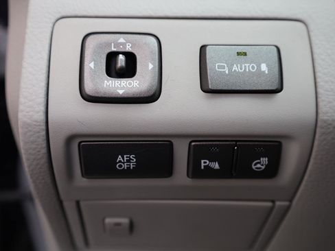 Used 2008 Lexus LS 460 RWD image 40