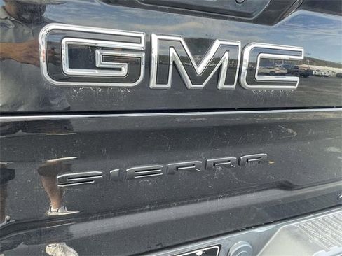 Used 2024 GMC Sierra 2500 AT4 w/ AT4 Preferred Package image 6
