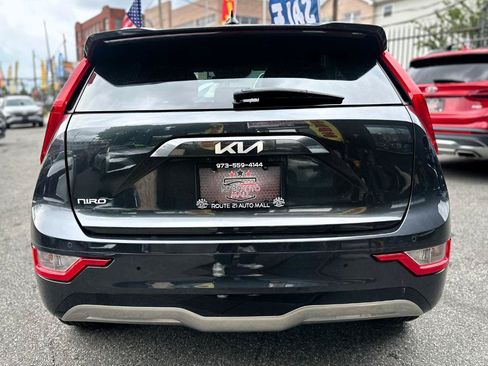 Used 2023 Kia Niro Wind FWD image 5