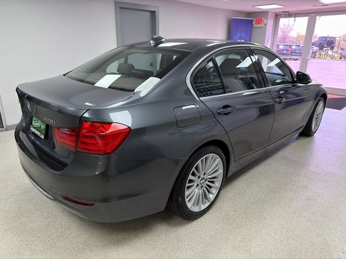 Used 2014 BMW 328i xDrive Sedan image 3