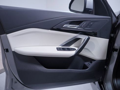 New 2026 BMW X1 xDrive28i w/ Convenience Package image 10