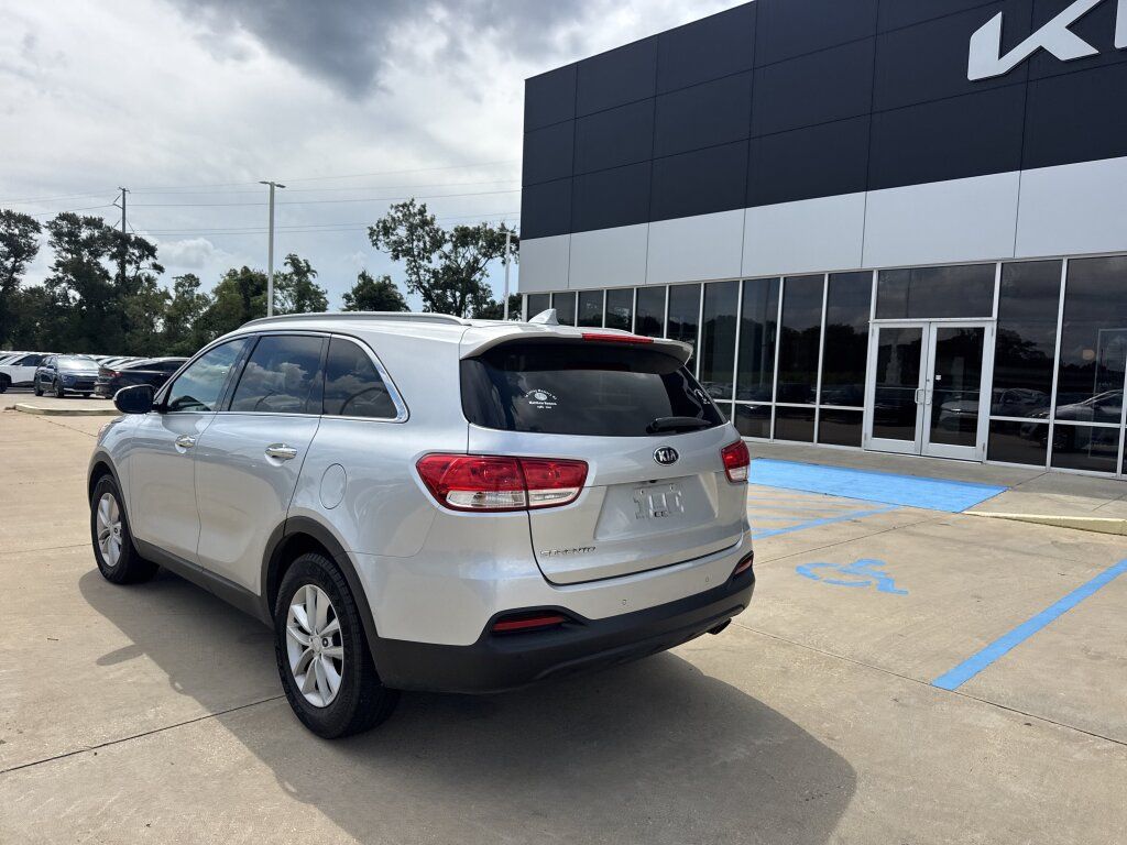 Used 2018 Kia Sorento FWD image 20