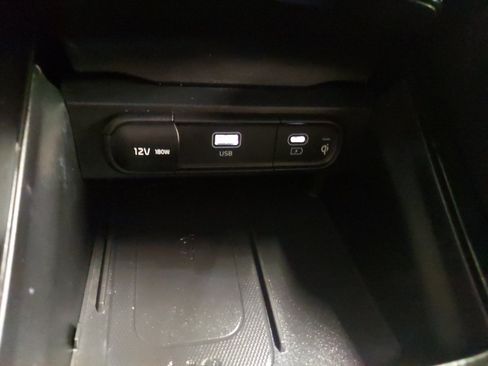 Used 2024 Kia Telluride S w/ S Sunroof Package FWD image 21