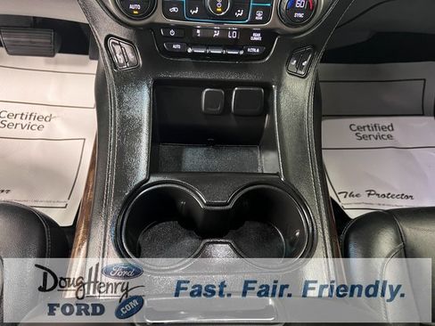 Used 2017 Chevrolet Suburban LT image 52