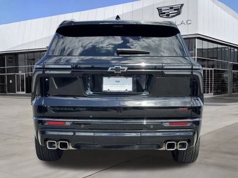 Used 2024 Chevrolet Traverse RS w/ LPO, Floor Liner Package image 6