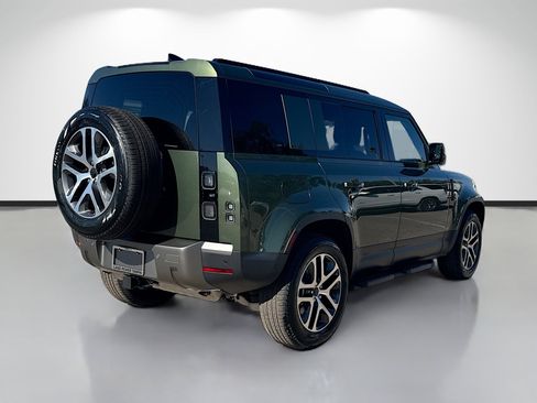 New 2026 Land Rover Defender 110 S image 5