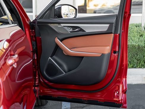 Used 2025 Jaguar F-PACE R-Dynamic S image 25