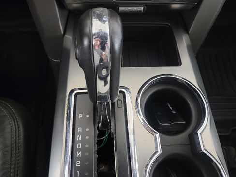 Used 2014 Ford F150 FX4 w/ Equipment Group 402A Luxury image 19