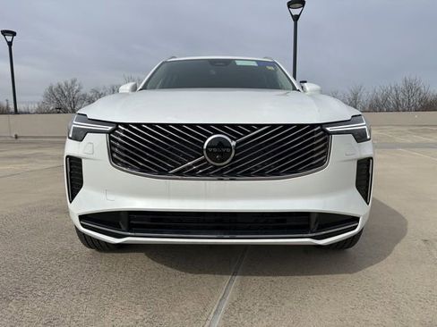 New 2026 Volvo XC90 B6 Plus w/ Protection Package Premier image 2