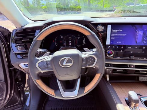 Used 2023 Lexus RX 350 Premium Plus w/ Cold Area Package FWD image 21