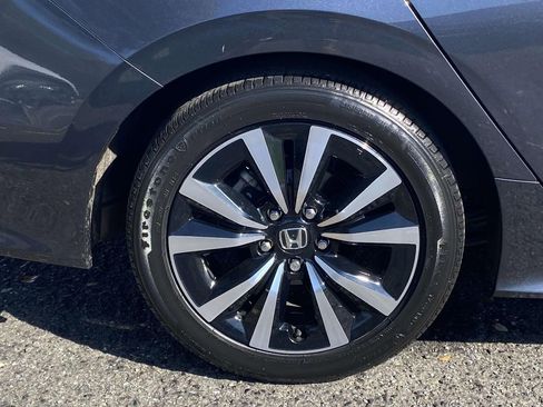 Used 2023 Honda Civic EX image 7