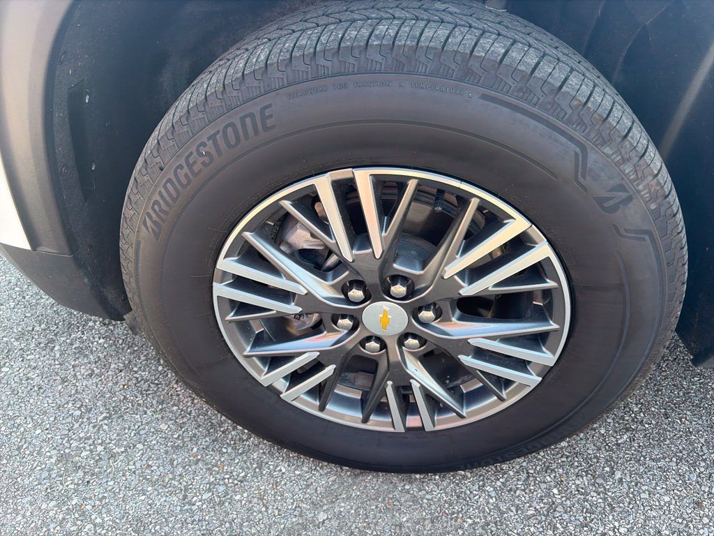 Used 2026 Chevrolet Traverse LT w/ Driver Confidence Package AWD/4WD image 10