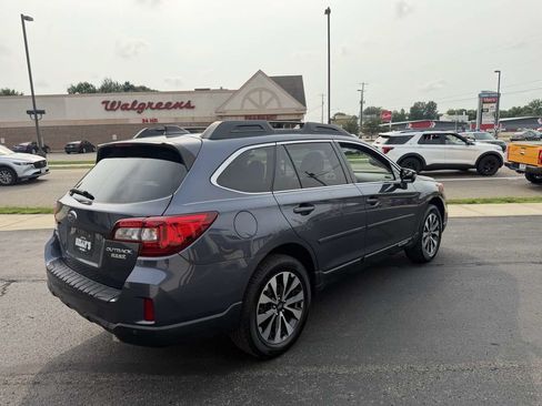 Used 2017 Subaru Outback 2.5i Limited AWD/4WD image 5