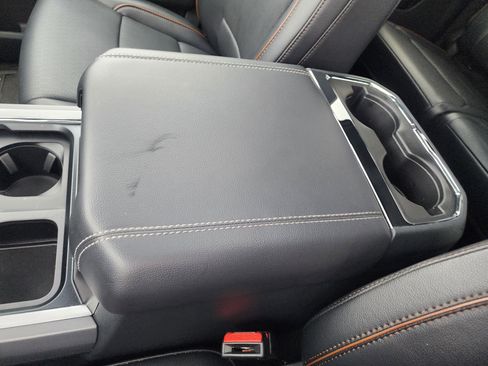 Used 2025 Ford F250 Lariat w/ Lariat Ultimate Package image 35