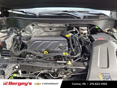 Certified 2025 Chevrolet Trax LT w/ LT Convenience Package image 29