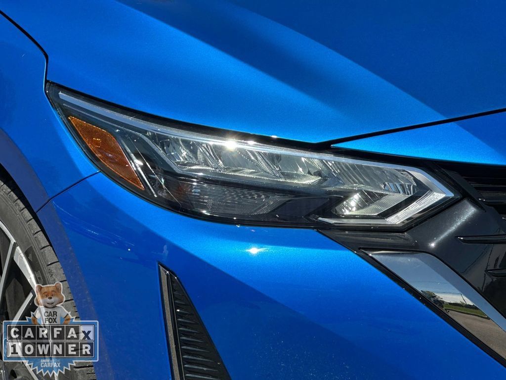 Used 2024 Nissan Sentra SR w/ SR Premium Package FWD image 13