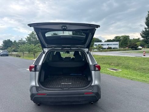 Used 2020 Toyota RAV4 LE w/ All Weather Liner Package AWD/4WD image 6