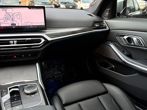 Used 2023 BMW 330i Sedan w/ M Sport Package image 25