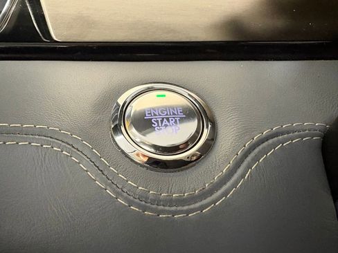 Used 2022 Lincoln Navigator L Black Label image 27