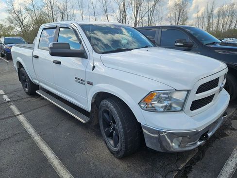 Used 2018 RAM 1500 Outdoorsman AWD/4WD image 3