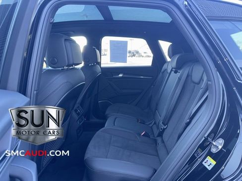 Used 2025 Audi SQ5 Premium Plus w/ Premium Plus Package image 26