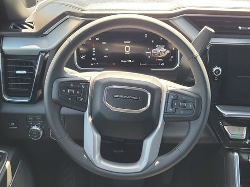New 2026 GMC Sierra 2500 Denali w/ Denali Reserve Package AWD/4WD image 9