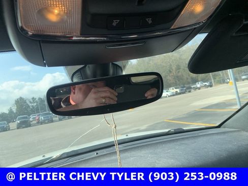 Used 2019 Dodge Durango SXT image 12