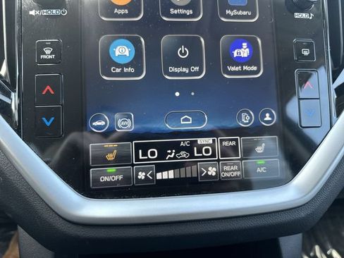 Used 2023 Subaru Ascent Limited AWD/4WD image 19