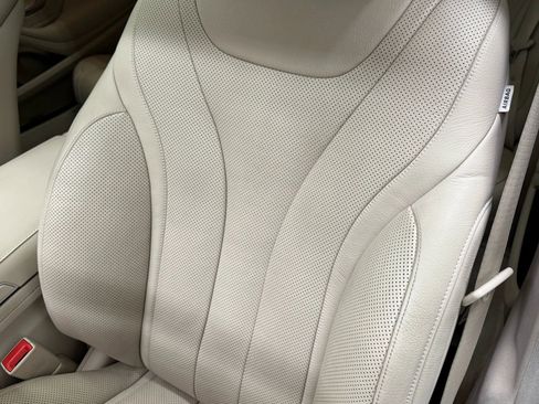 Used 2016 Mercedes-Benz S 550 4MATIC Sedan image 30