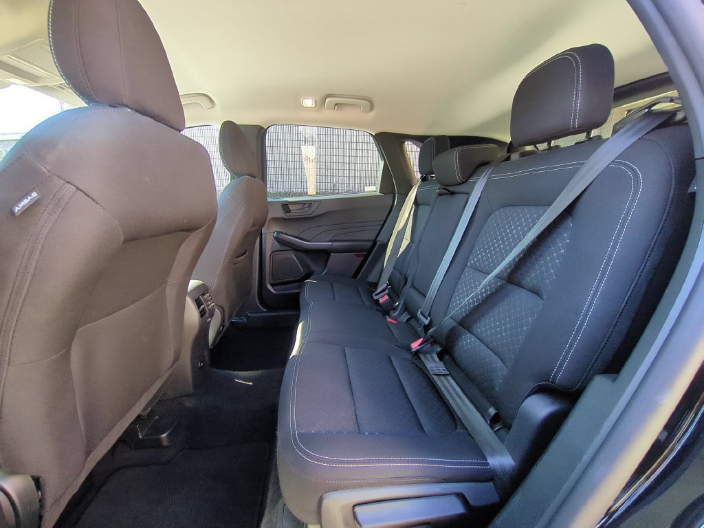 Used 2025 Ford Escape Active AWD/4WD image 24