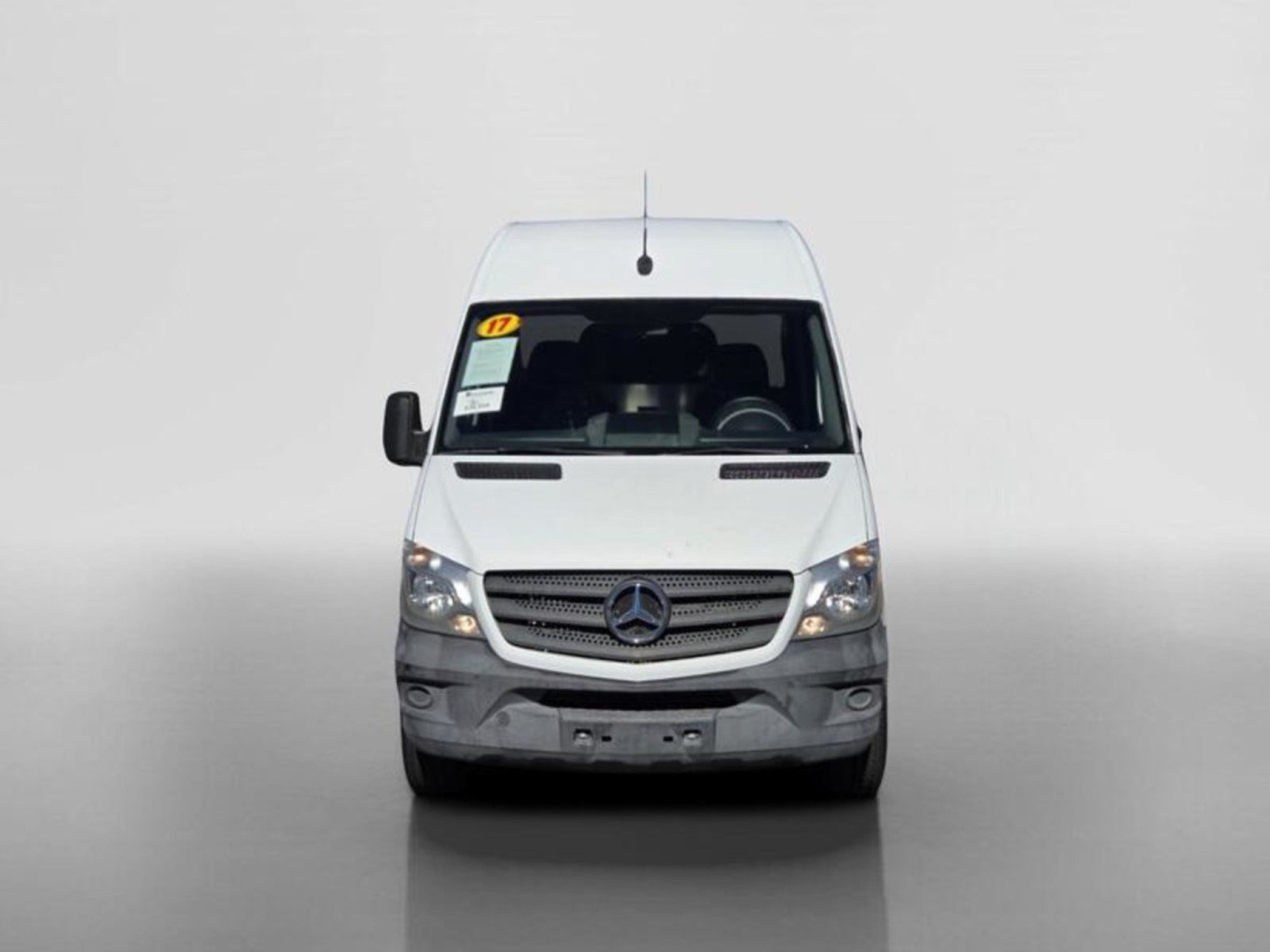 Used 2017 Mercedes-Benz Sprinter 2500 image 9