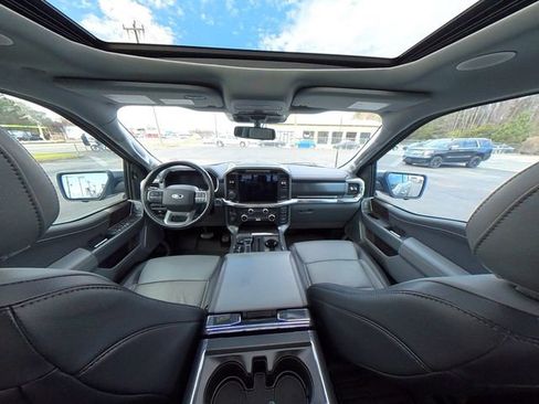 Used 2022 Ford F150 Lariat w/ Equipment Group 502A High image 31