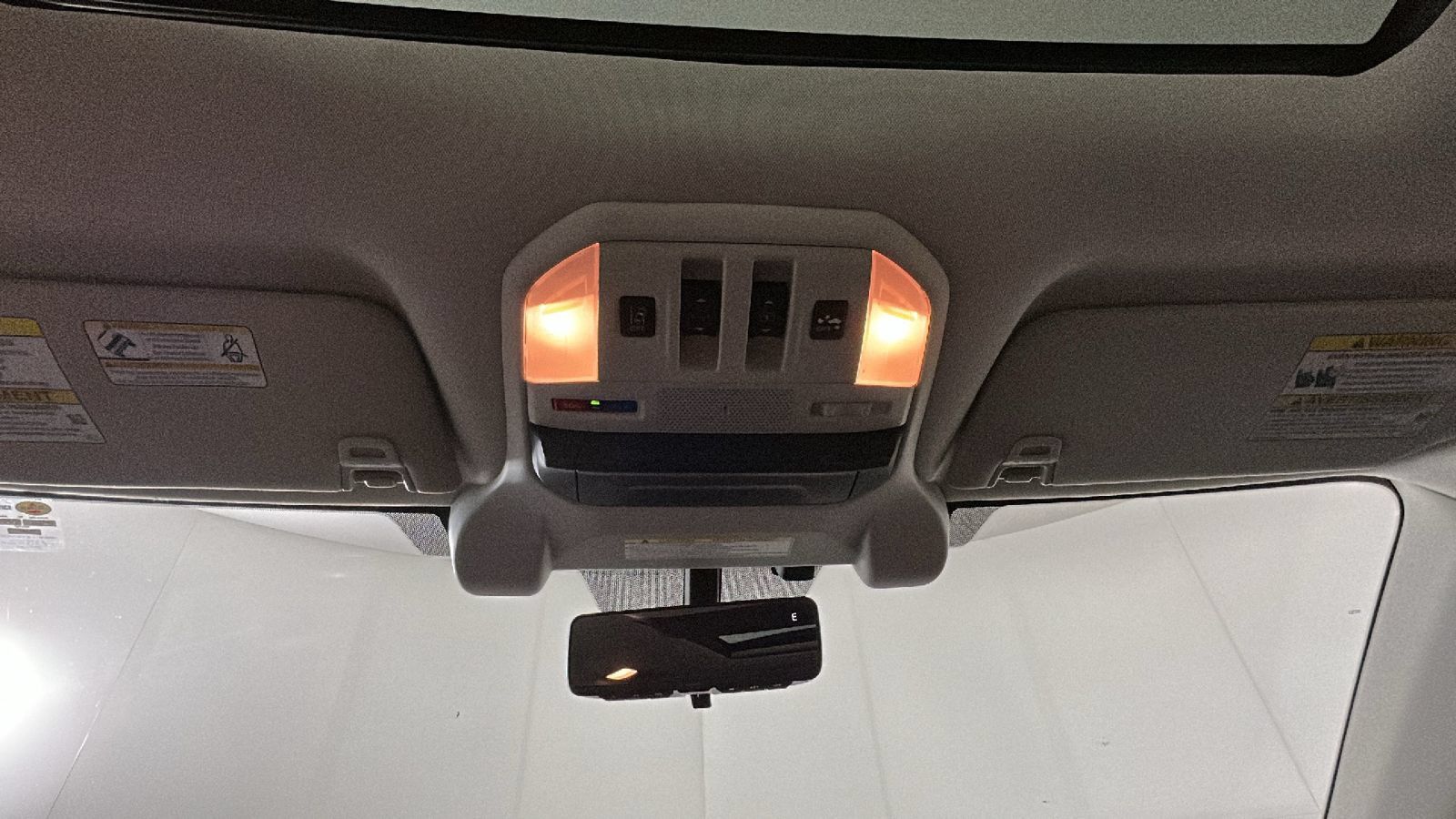 Used 2019 Subaru Ascent Touring w/ Popular Package #2 AWD/4WD image 30