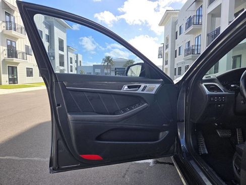 Used 2018 Genesis G80 3.3T Sport image 43