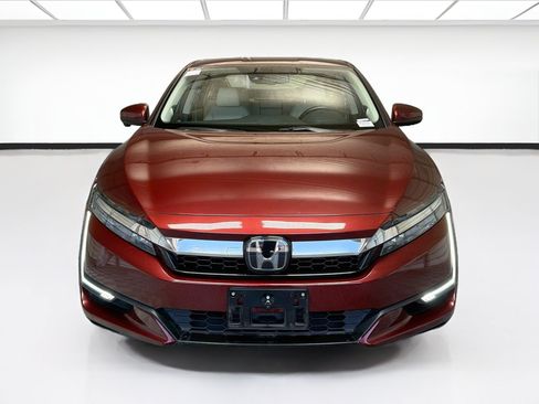 Used 2018 Honda Clarity Touring image 2