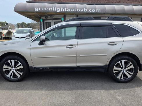 Used 2018 Subaru Outback 2.5i Limited image 8