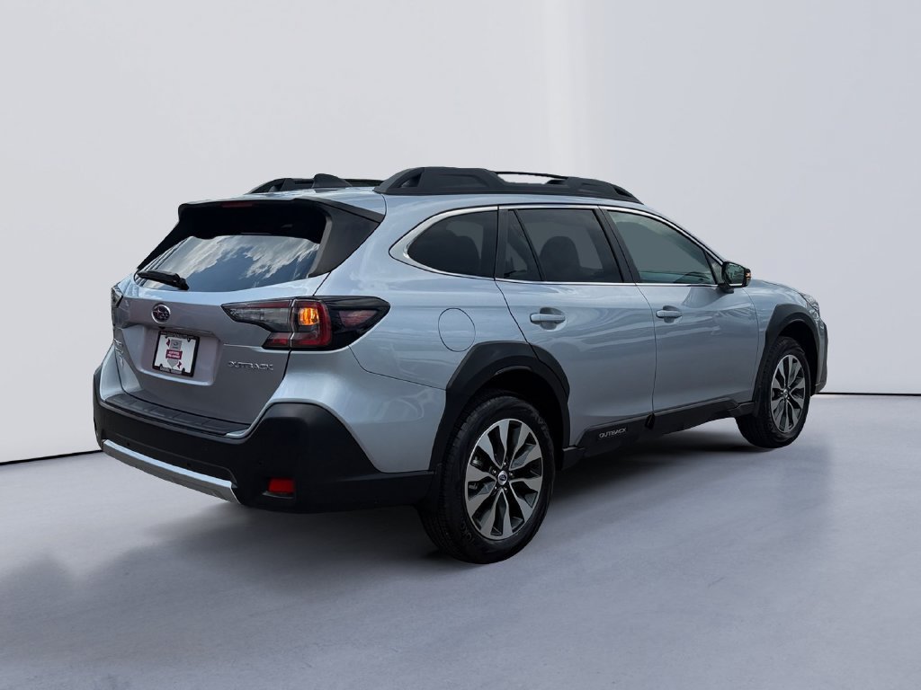 Certified 2025 Subaru Outback Limited w/ Popular Package #2 AWD/4WD image 3