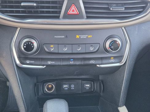 Certified 2020 Hyundai Santa Fe SE w/ Cargo Package image 19