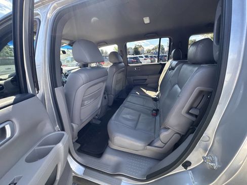 Used 2010 Honda Pilot LX image 41