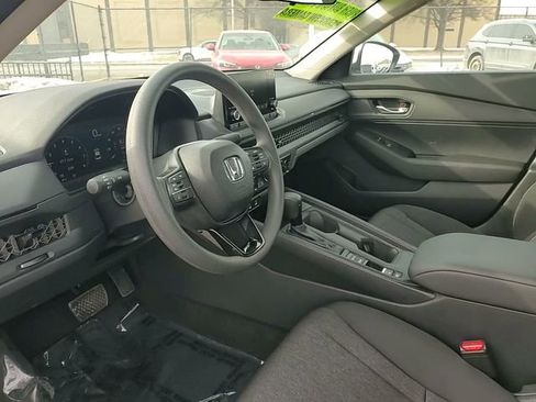 Used 2025 Honda Accord LX image 9
