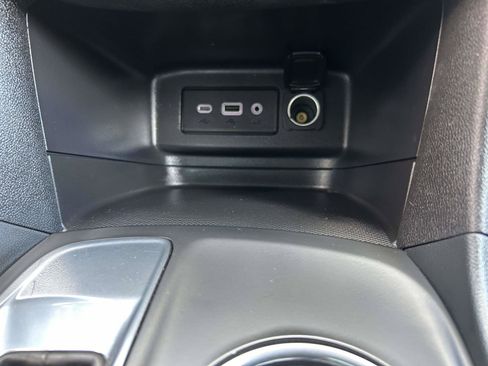 Used 2020 Chevrolet Equinox LT FWD image 25
