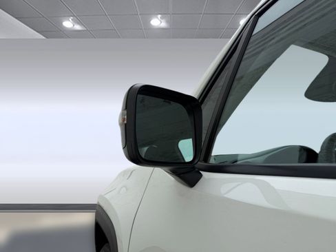 Used 2023 Jeep Renegade Latitude AWD/4WD image 20
