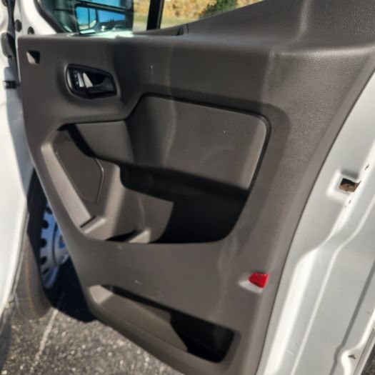 Used 2022 Ford Transit 350 DRW RWD image 22