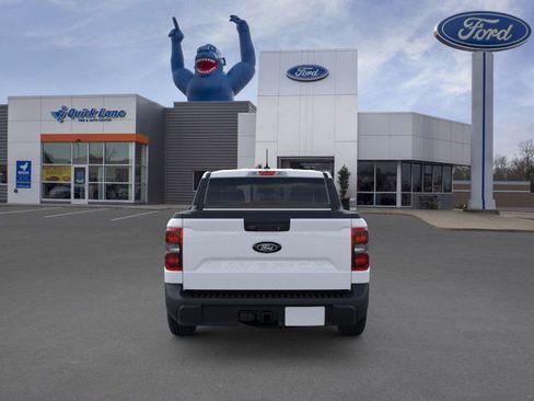 New 2025 Ford Maverick Lariat w/ Black Appearance Package image 5