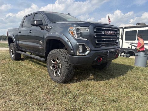 Used 2020 GMC Sierra 1500 AT4 w/ AT4 Premium Package AWD/4WD image 4