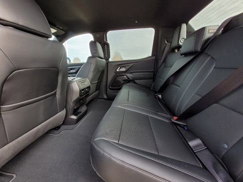 New 2025 Chevrolet Silverado EV LT image 16