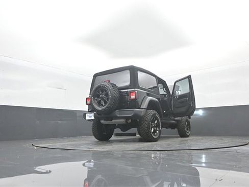 Used 2022 Jeep Wrangler Willys image 41